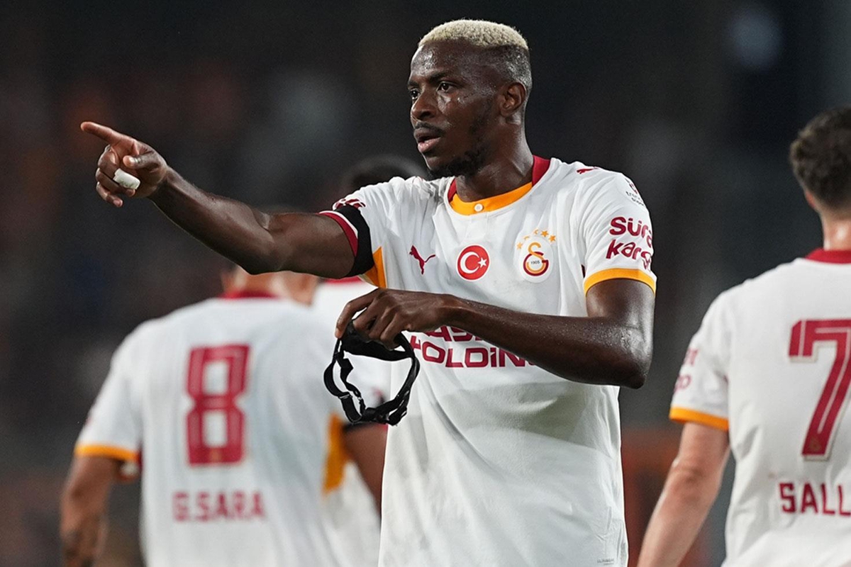 Galatasaray’a 4 gollü yenilgi sonrası müjdeli haber Osimhen’den geldi
