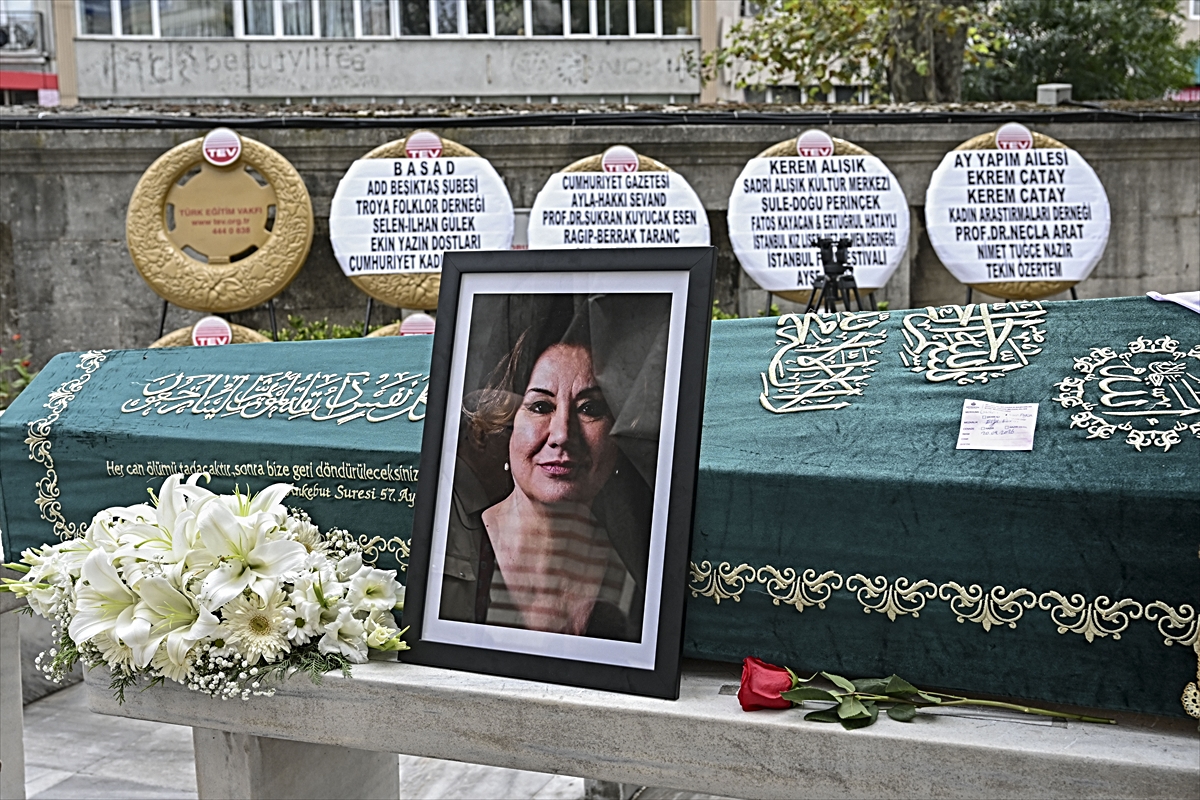 Gülsen Tuncer, 81 yaşında vefat etti, Kozlu Mezarlığı'na defnedildi