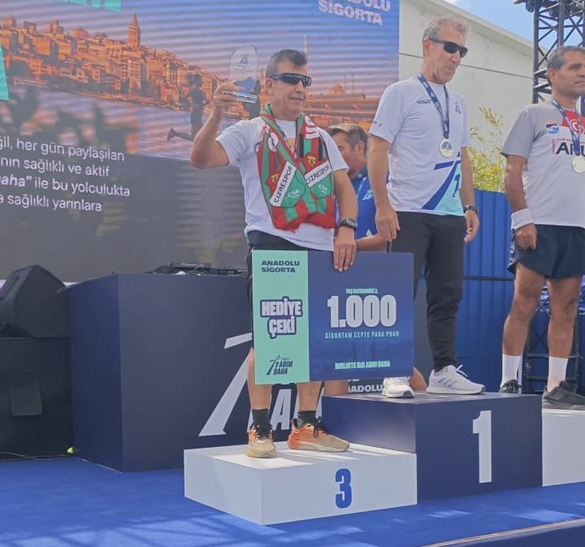 Haliç'teki 'Bir Adım Daha' koşusunu Cizreli sporcu 3. sırada tamamladı