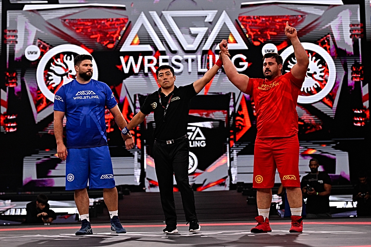 İstanbul'da düzenlenen AIGA Global Grappling Serisi'nde Rıza Kayaalp 7-1 kazandı