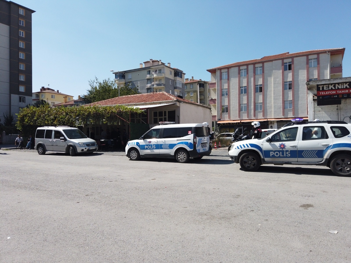 Kayseri'de kıraathane çalışanı, husumetlisini av tüfeğiyle ağır yaralayıp teslim oldu