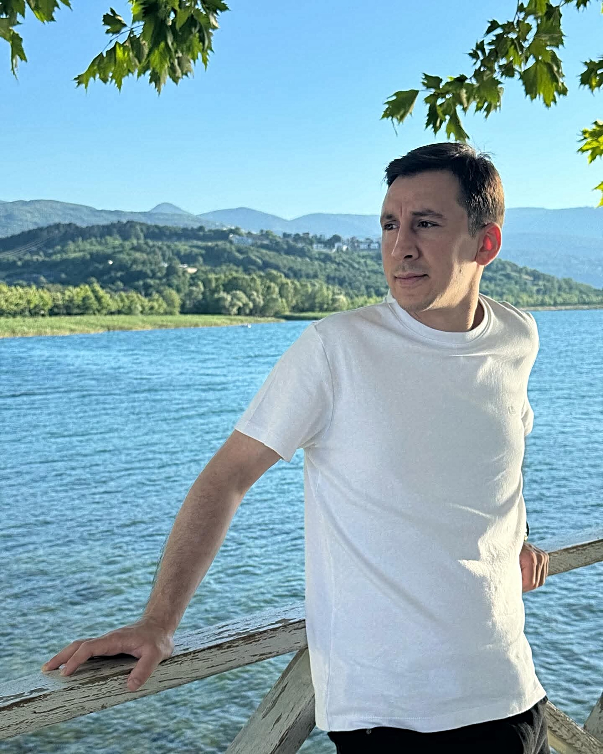 Kocaeli İzmit’te kalp krizi geçirdiği belirtilen motosiklet sürücüsü kaza yapıp öldü