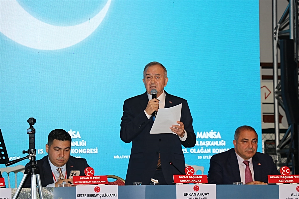 MHP Grup Başkanvekili Akçay, Manisa'da partisinin il kongresinde konuştu: