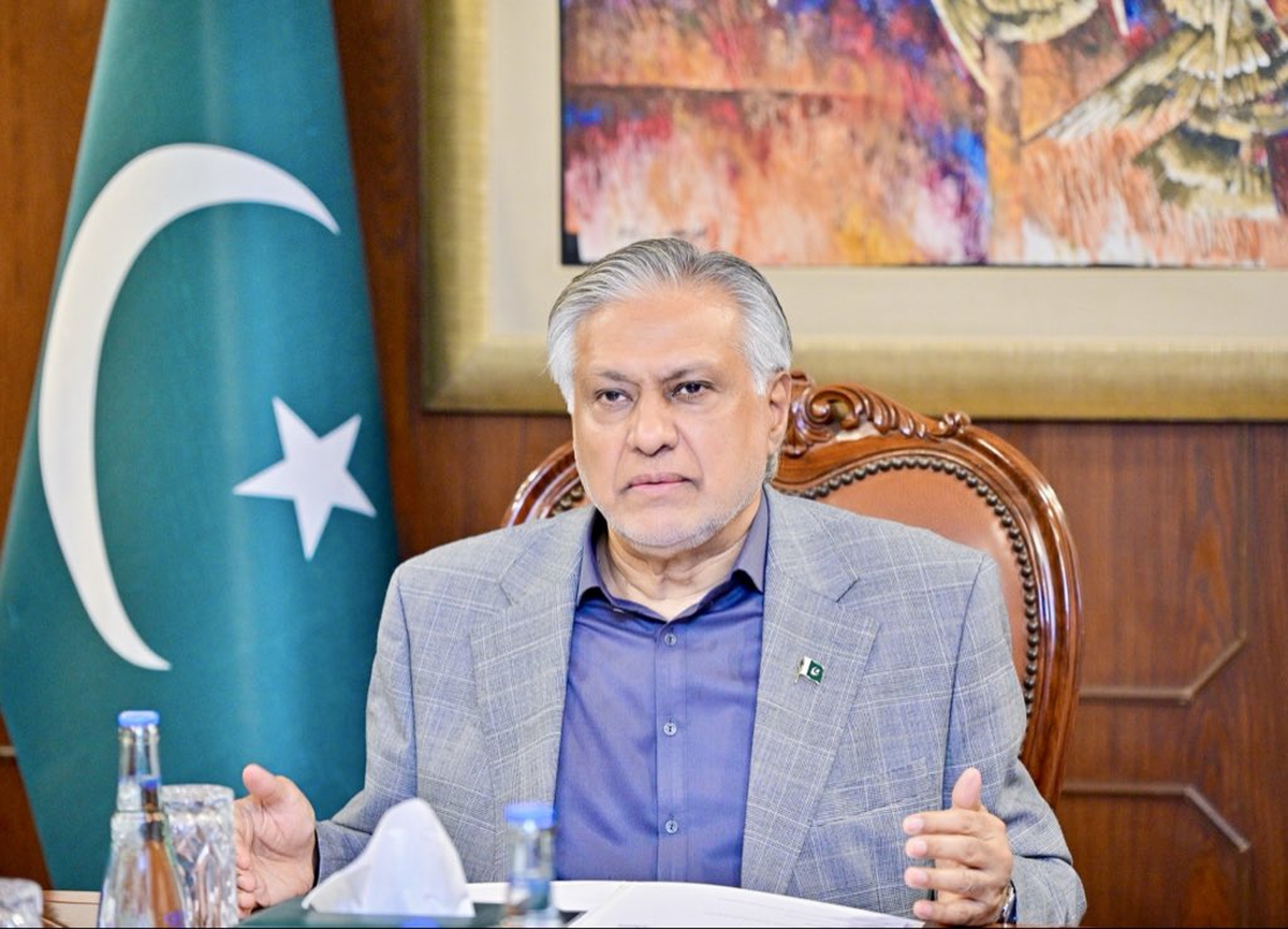 Pakistan ve İran dışişleri bakanları telefonda diyalog ve diplomasiyi ele aldı