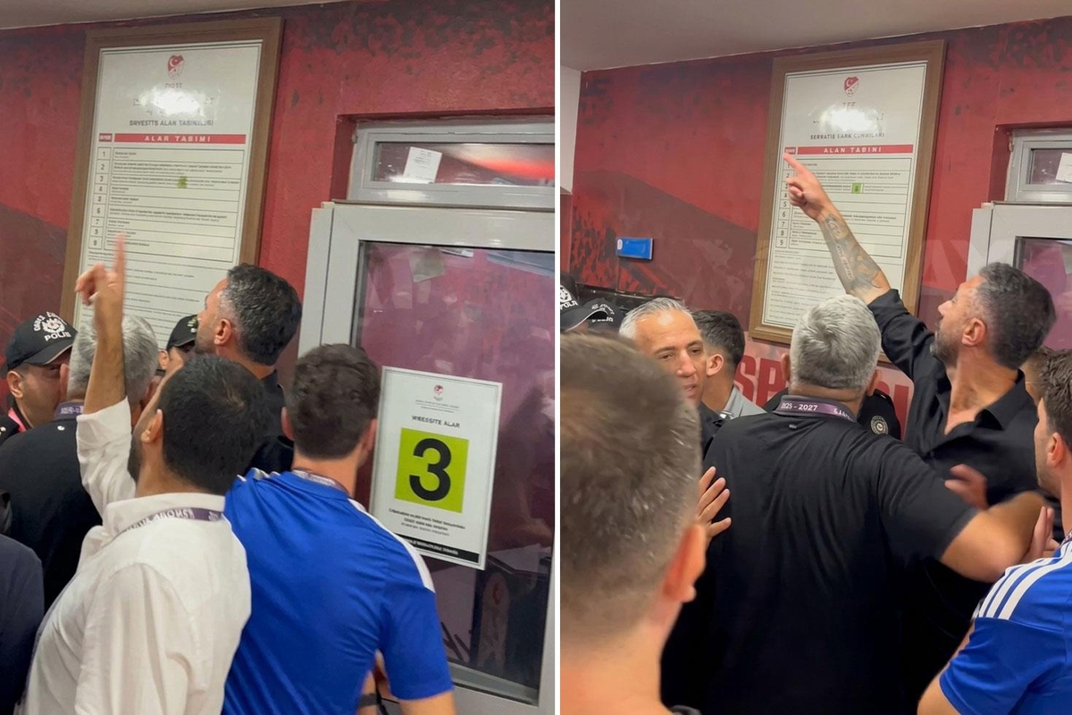 Selçuk Şahin'den soyunma odası koridorlarında Bursaspor'un sevinç gösterisine tepki