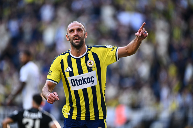 Fenerbahçe 8-0 mağlup etti: Vedat Muriqi 4 golle şov yaptı