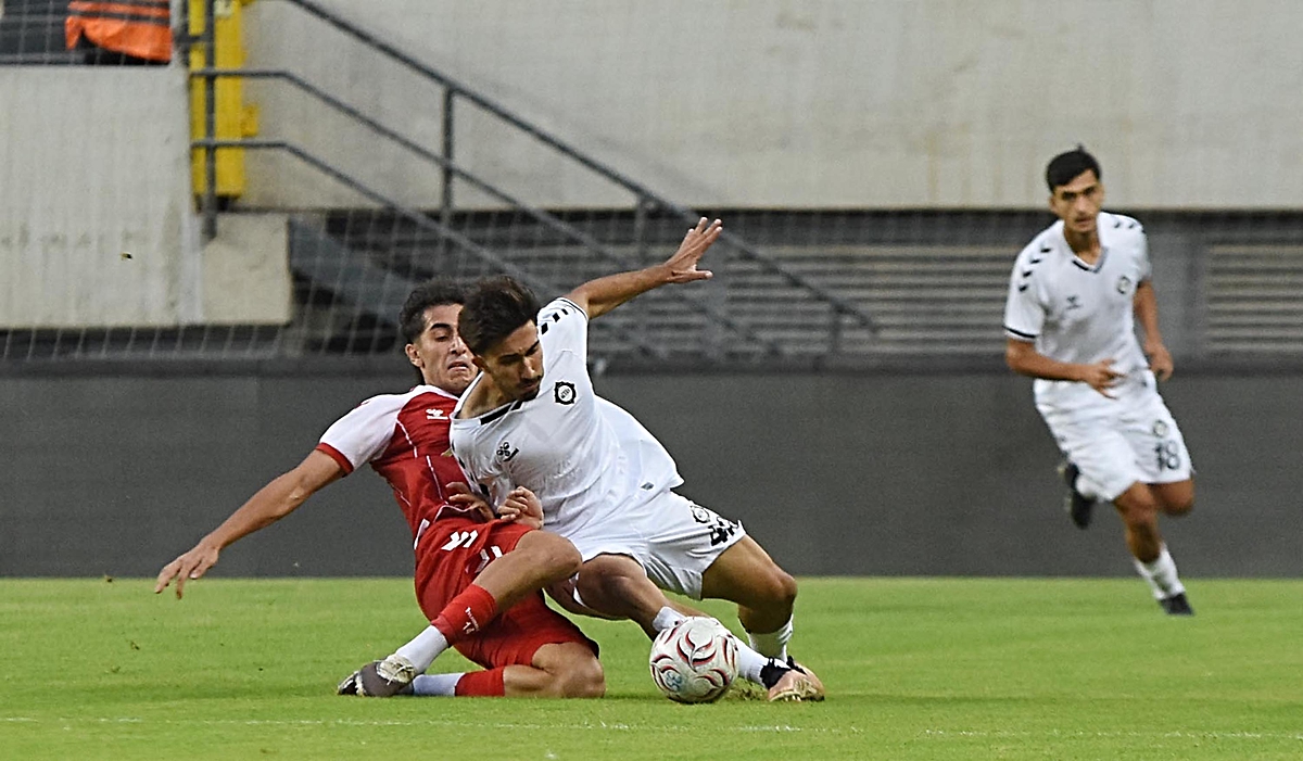 Altay, evinde Gemlik Sümerbey'e 2-1 yenilerek sezonun ilk mağlubiyetini aldı