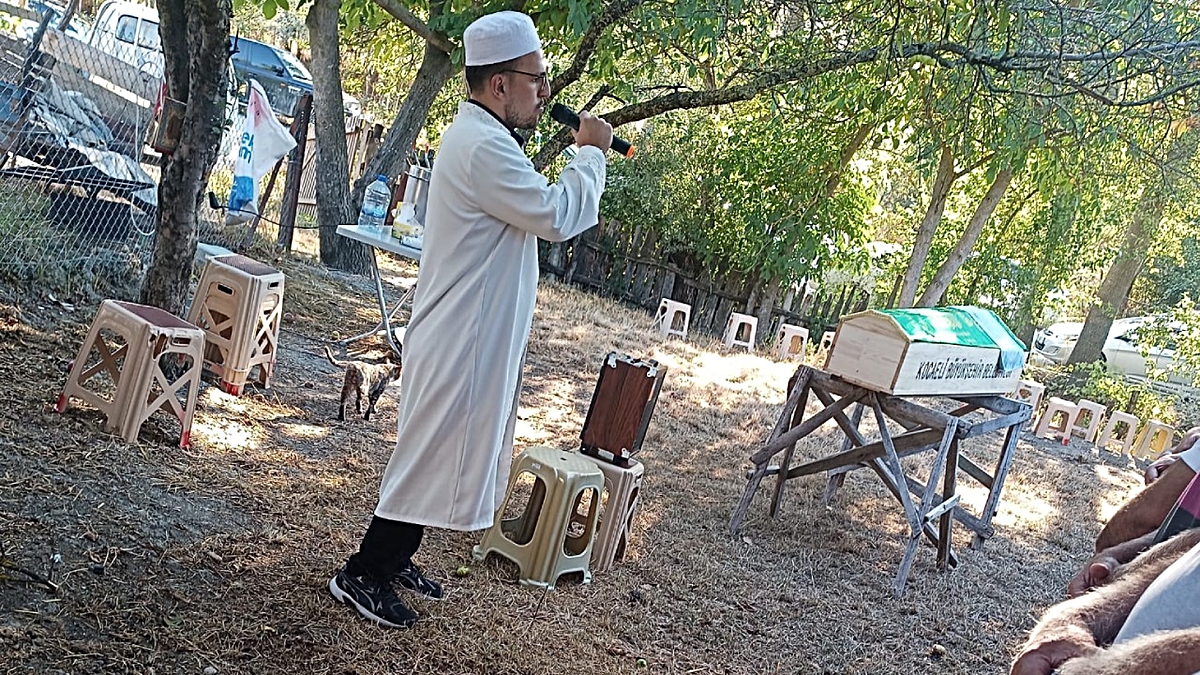 Antalya’da SUP yaparken dengesini kaybedip ölen genç Bolu Mudurnu’da defnedildi