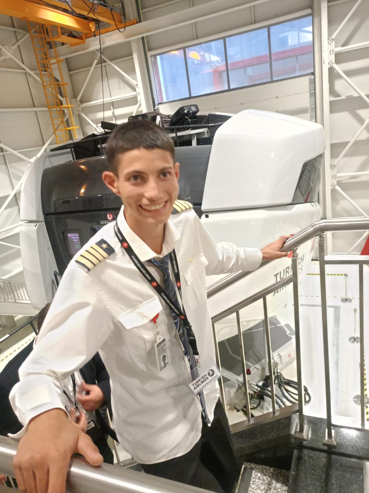 Beyşehirli Burak Subaşı, THY ve Bakanlık desteğiyle kokpitte pilotluk hayalini yaşadı