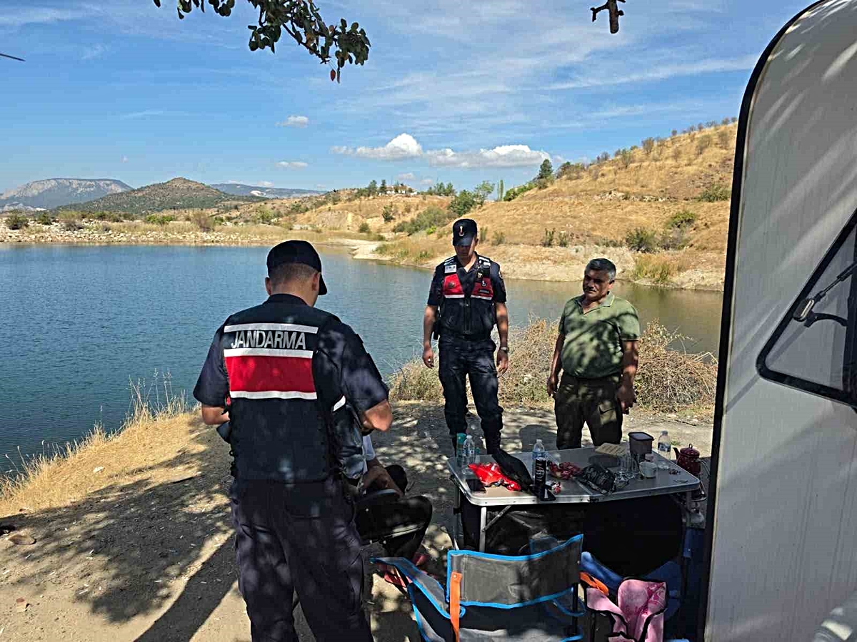 Bilecik'te jandarma, gölet ve ormanlık alanlarda boğulma ve yangına karşı tedbir aldı