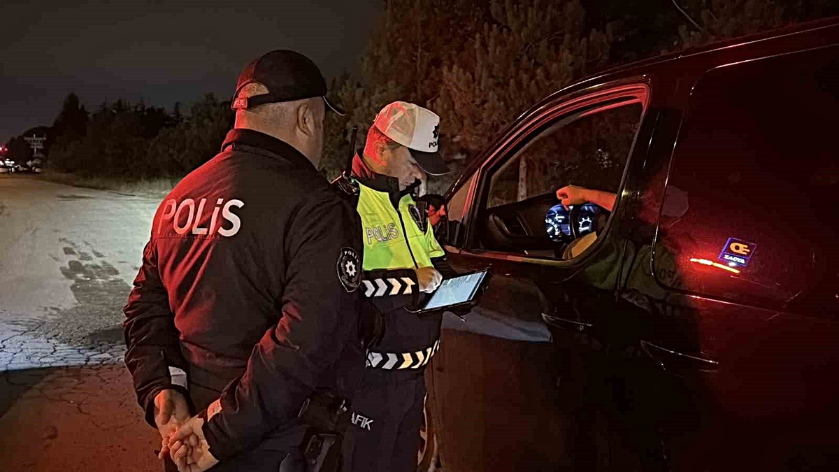 Bolu'da 14-20 Eylül'de 32 bin 996 araç denetlendi, bin 273 sürücüye ceza kesildi