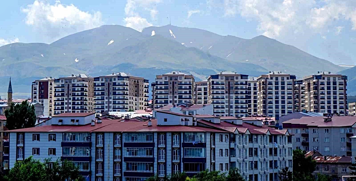 Erzurum’da konut satışları geçen yıla göre 163, iş yeri satışları 60 azaldı