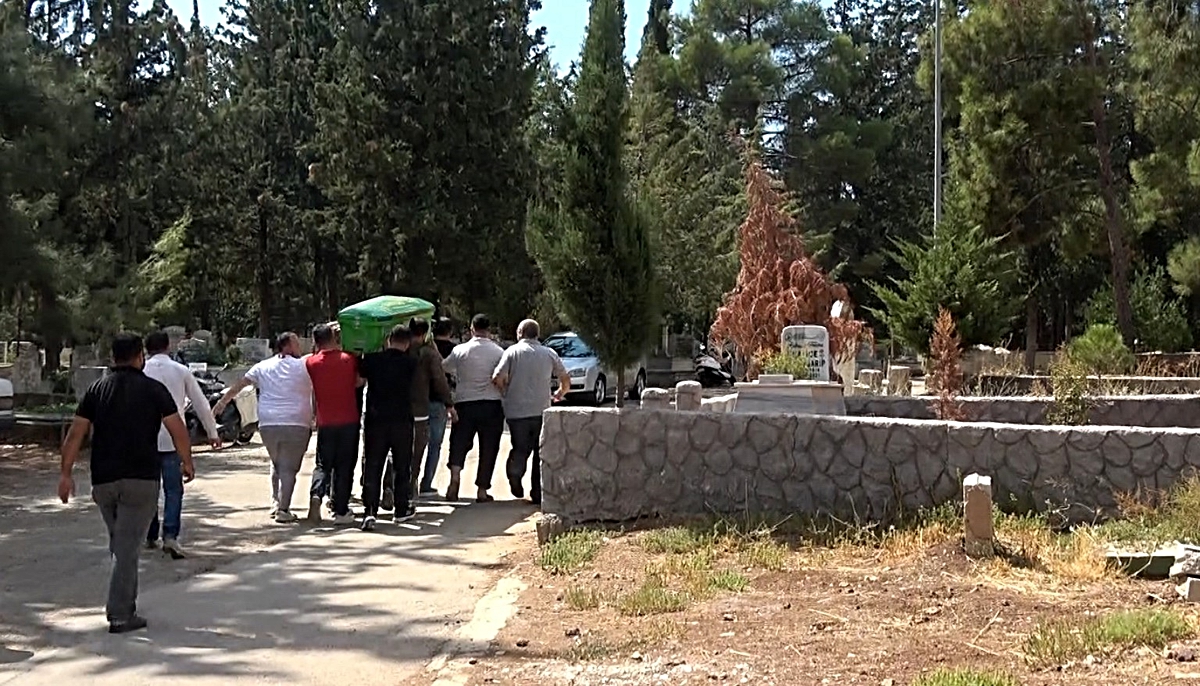 Eşi tarafından pompalı tüfekle öldürülen Merve Keklikçi, Kilis'te defnedildi
