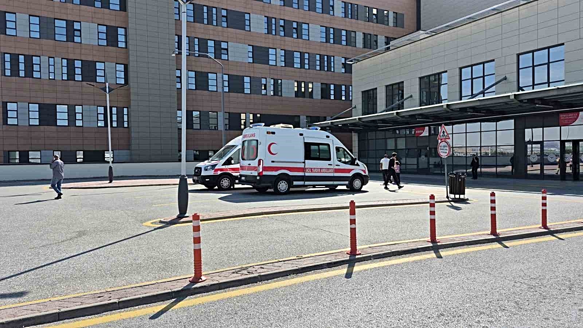 Eskişehir Mihalıççık'ta akıma kapılan 12 yaşındaki çocukta yüzde 70 yanık oluştu
