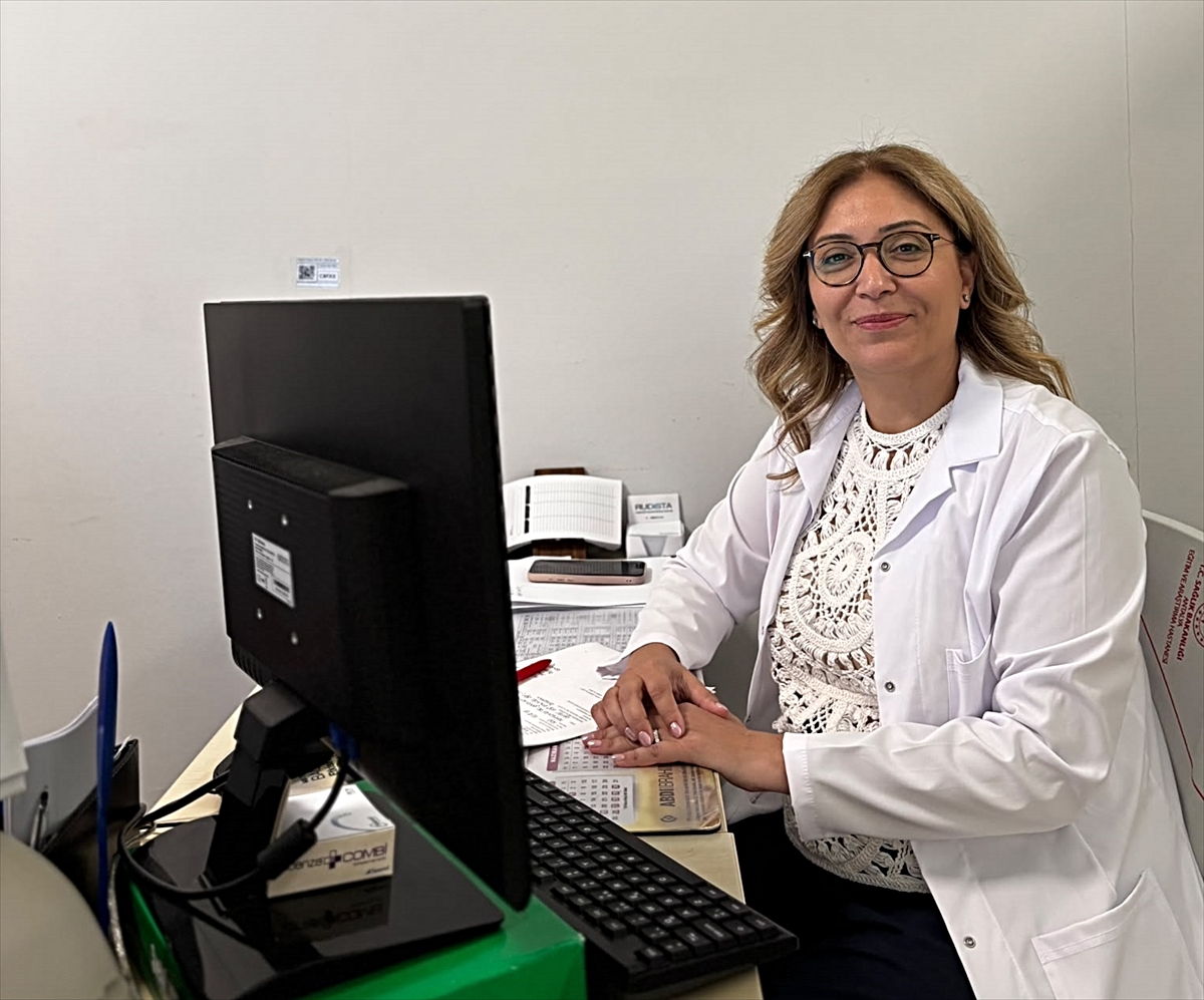 Genç, Alzheimer'ın normal yaşlanma olmadığını, erken farkın önemini bildirdi.