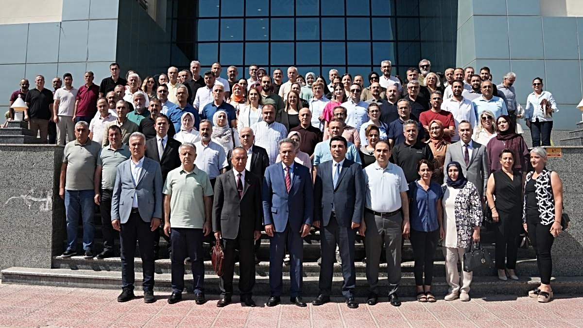 İnönü Üniversitesinde Nihat Aytürk'ün verdiği protokol eğitimi tamamlandı