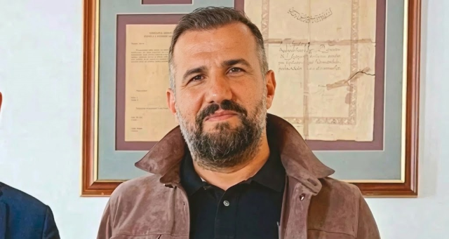 Tahliye edilen eski DHMİ Daire Başkanı Mehmet Cemil Acar gözaltına alındı