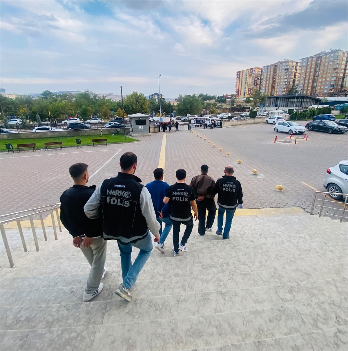 Kırıkkale'de 741 sentetik uyuşturucu hap ele geçirildi, 3 şüpheli tutuklandı