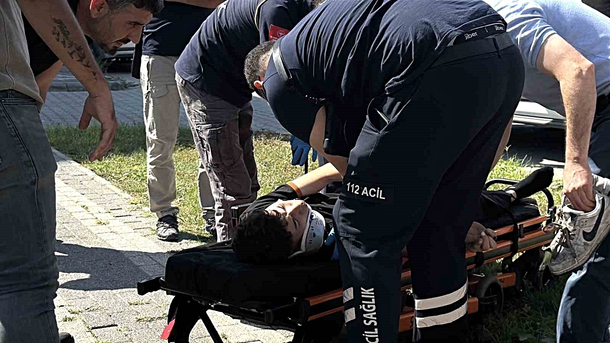 Menteşe'de otomobile arkadan çarpan motosiklet sürücüsü yaralandı