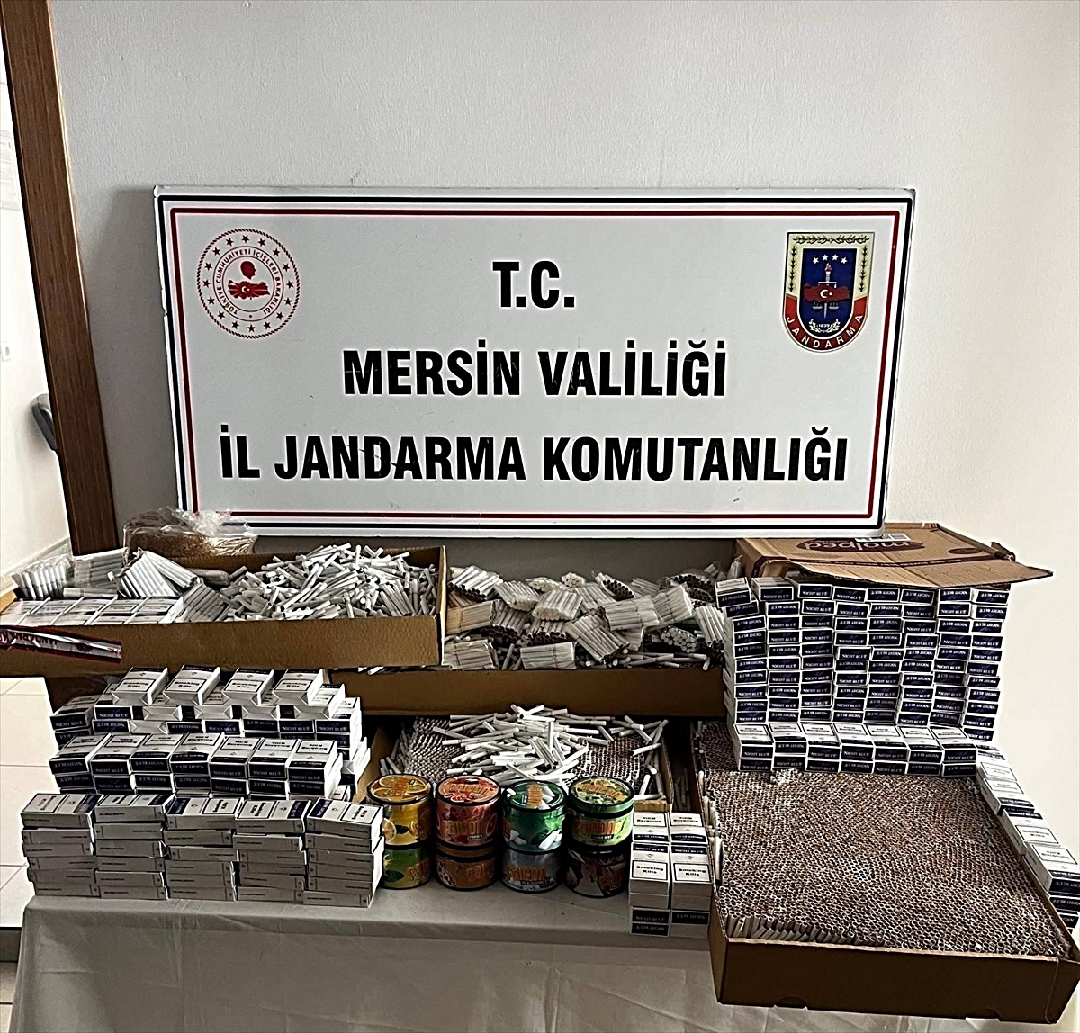 Mersin Anamur'da 32 bin 120 makaron ele geçirildi, şüpheli gözaltına alındı