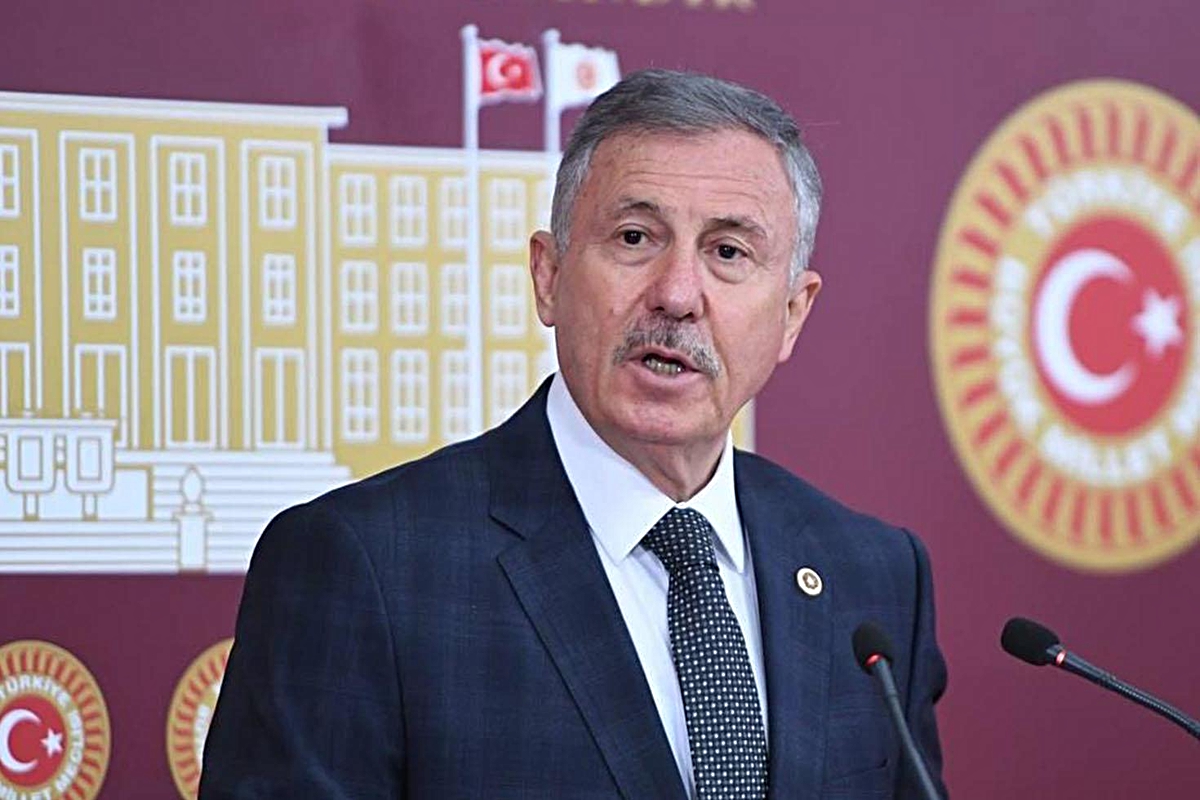 Doç. Dr. Selçuk Özdağ'ın dikkat çeken Meclis karnesi! Rakamlar tek tek ortaya çıktı