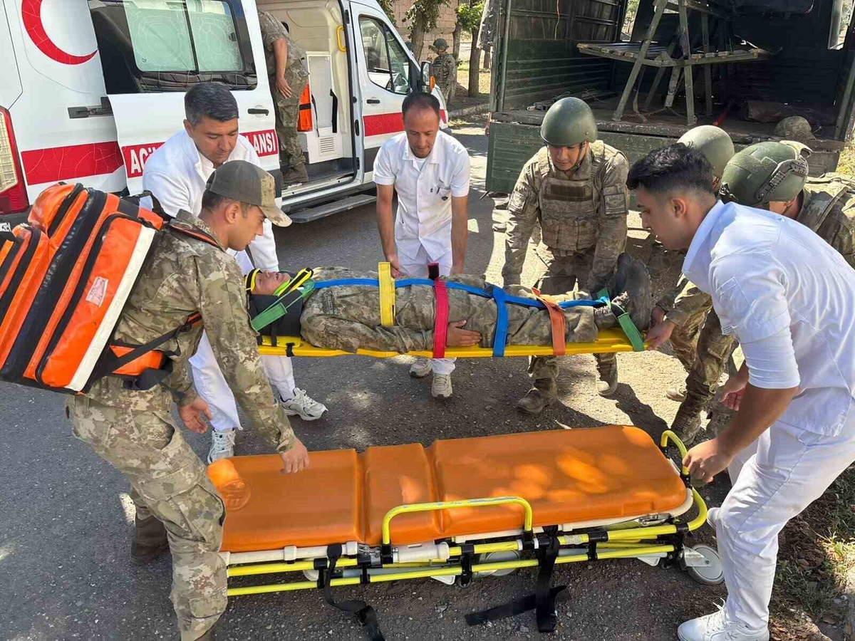 MSB, 3'üncü Ordu'nun ve arama kurtarma timlerinin deprem tatbikatı yaptığını duyurdu
