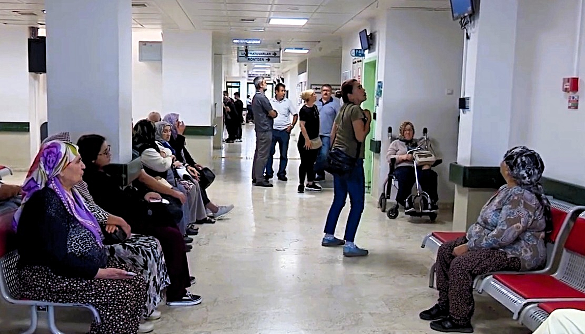 Nöroloji Uzmanı Dr. Murat Gürsoy, Alzheimer'da erken farkındalığın altını çizdi