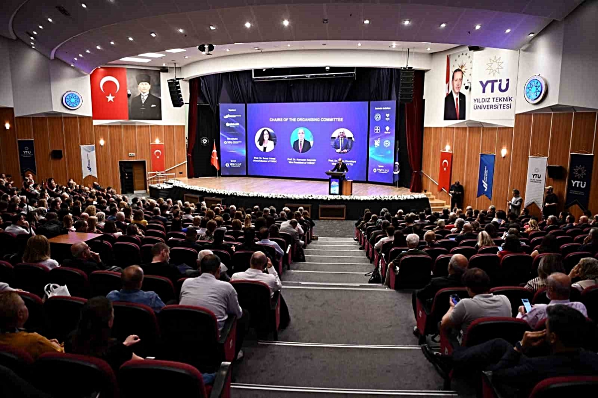 Prof. Dr. Elif Çepni, İstanbul’daki 2026 YÖKAK Konferansı’nda KBÜ’yü temsil etti