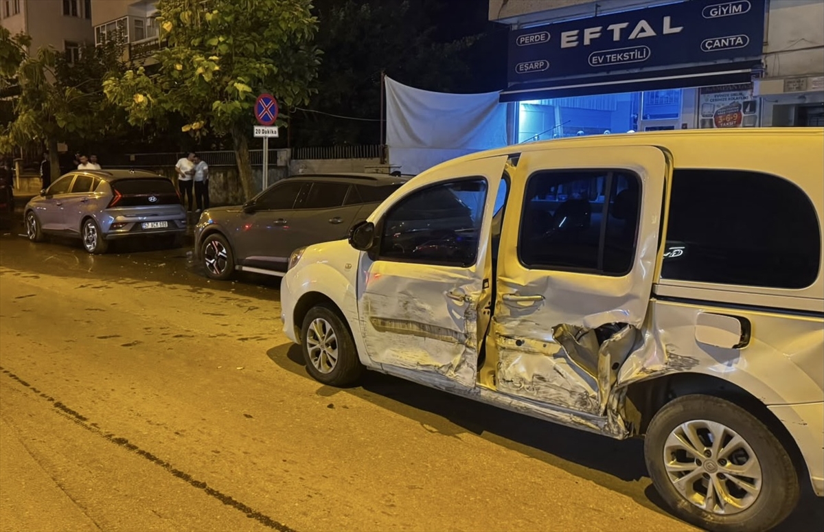 Sinop Boyabat'ta 7 araçlı zincirleme kaza: 2 yaralı