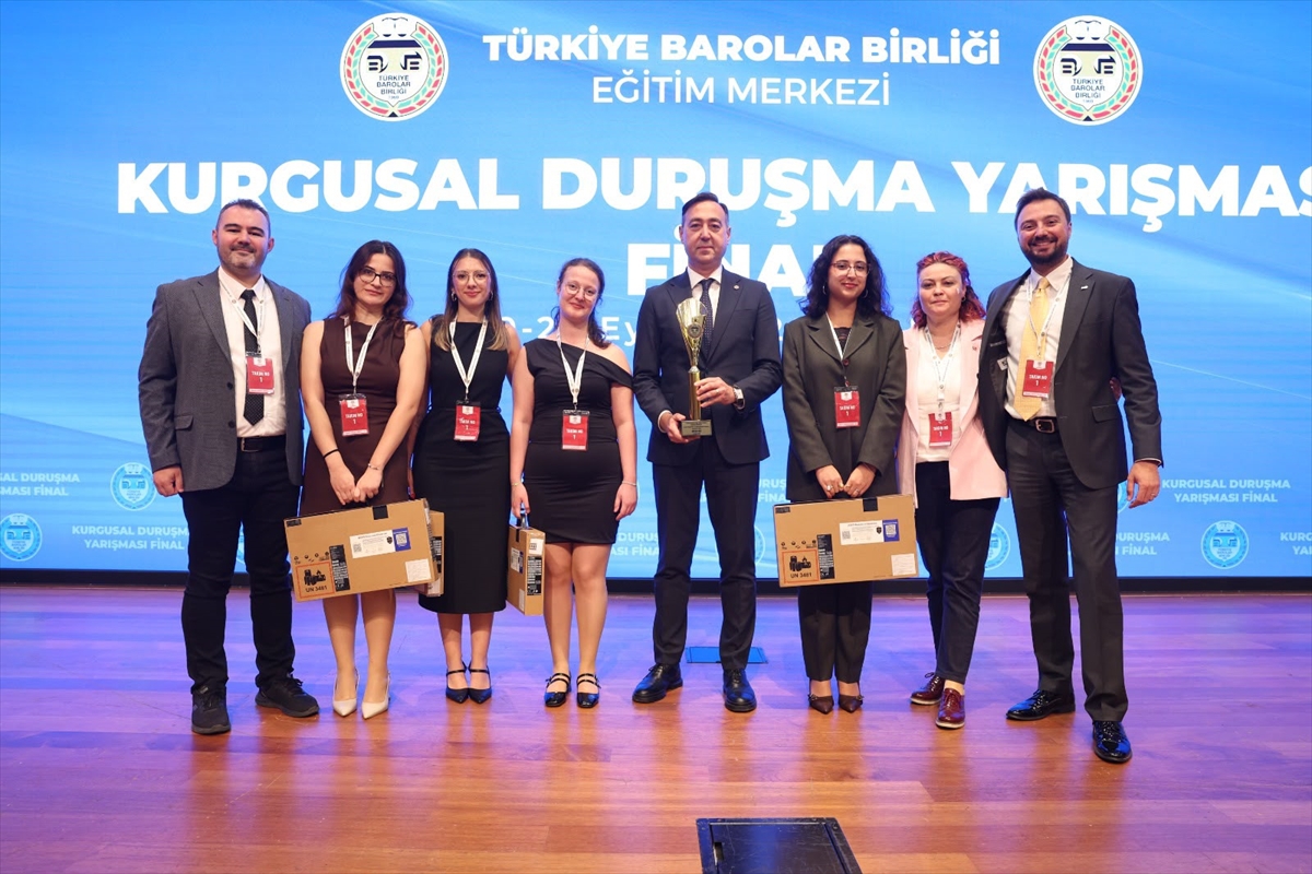 Tekirdağ Barosu, kurgusal duruşma finalinde Zonguldak'ı geçip Türkiye birincisi oldu.