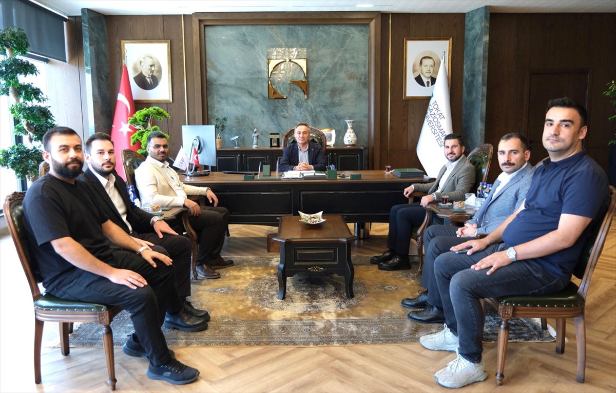 TOGÜ Rektörü Yılmaz, TÜGVA heyetini gençlik işbirliği için ağırladı