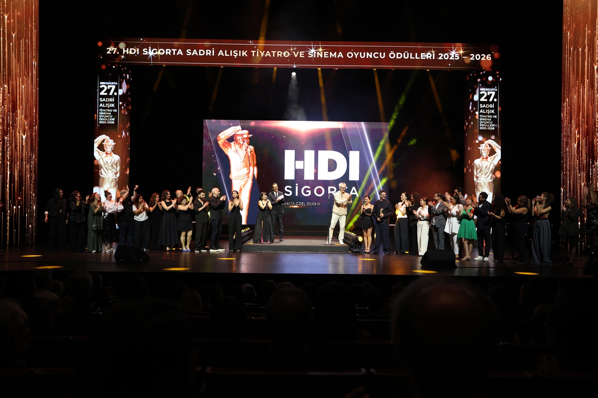 27. HDI Sigorta Sadri Alışık Tiyatro & Sinema Oyuncu Ödülleri Sahiplerini Buldu