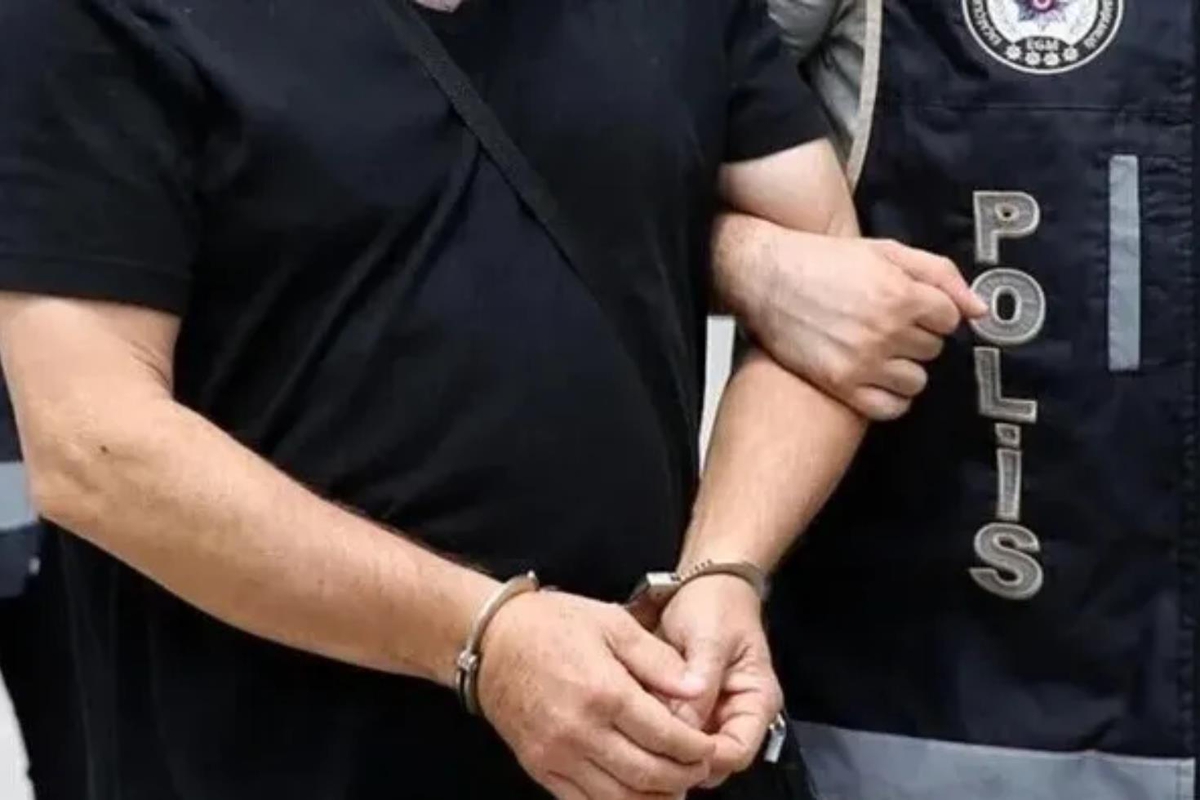 FETÖ'de evlilikler de 'örgüt kriterine' göre! Fotoğraflı aday havuzu deşifre oldu, 9 gözaltı