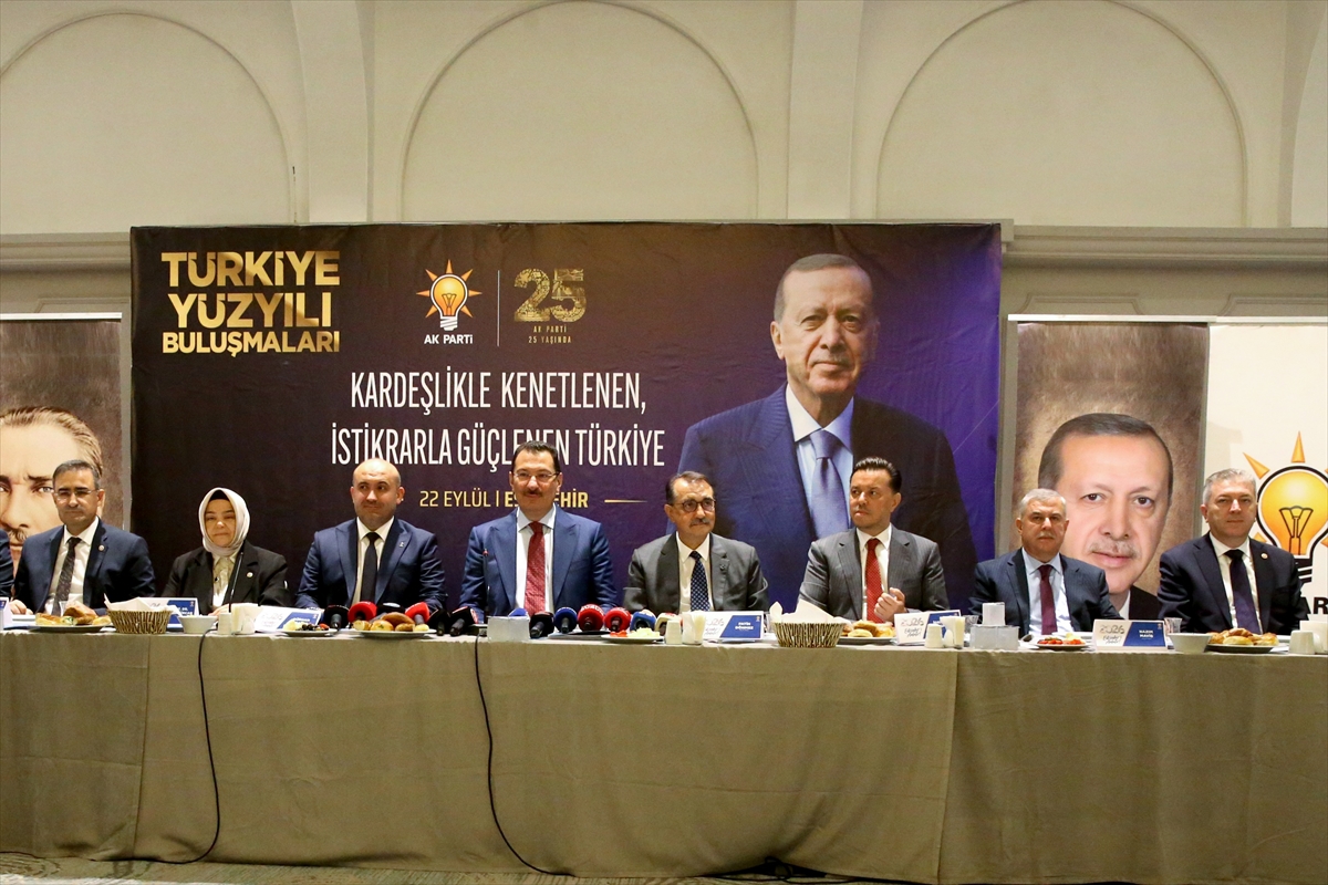 AK Parti Genel Başkan Yardımcısı Yavuz, Eskişehir'de konuştu: