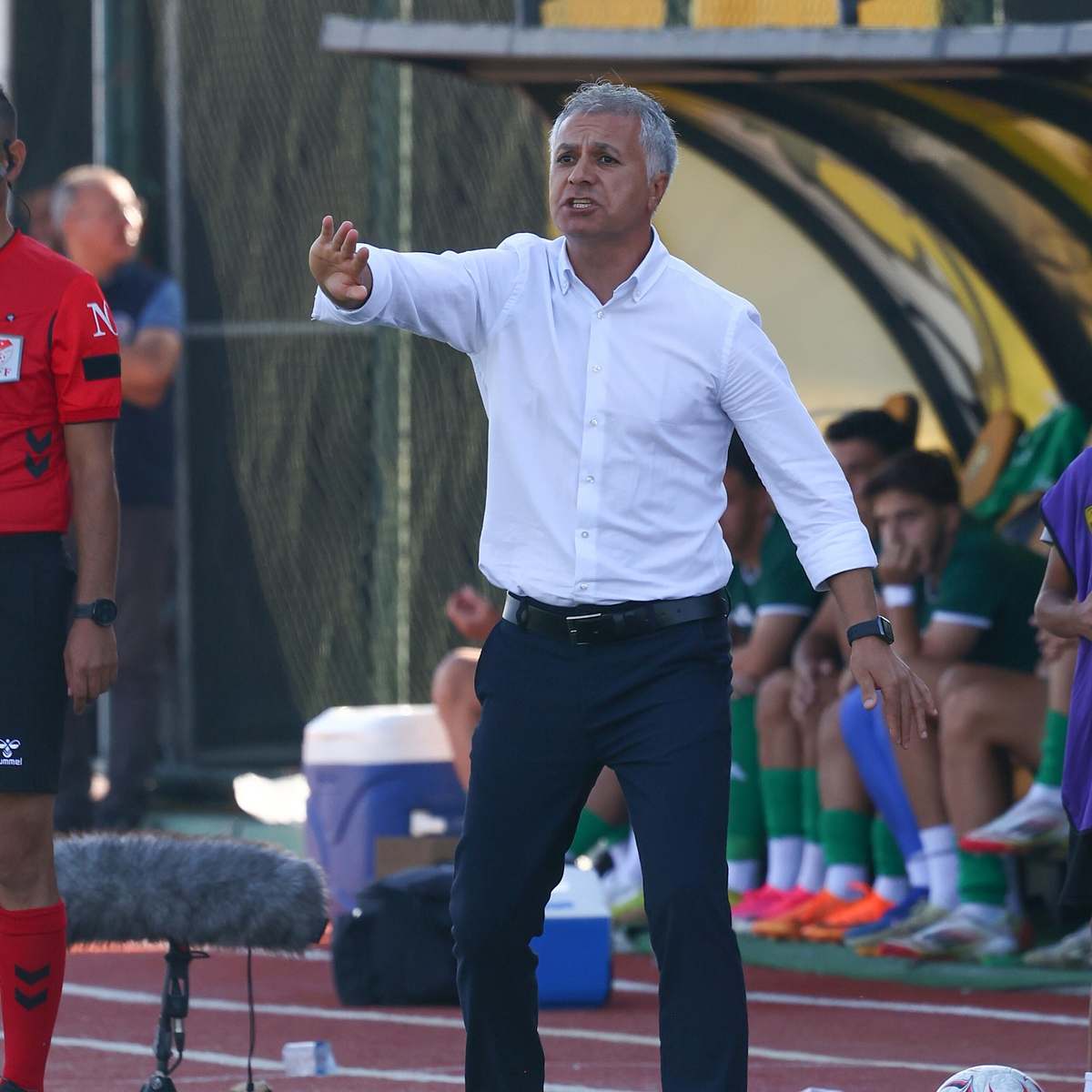 Aliağa Futbol'un teknik direktörü Ateş, 5-0'lık Elazığspor yenilgisini analiz edecek