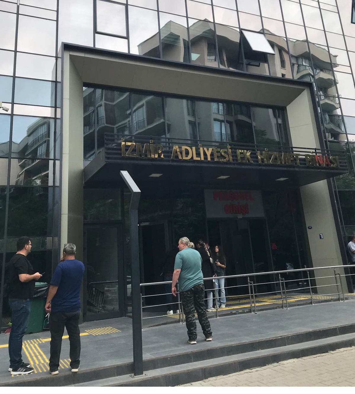 Altay yönetimi uzayan kayyım davasını bırakıp genel kurul istiyor