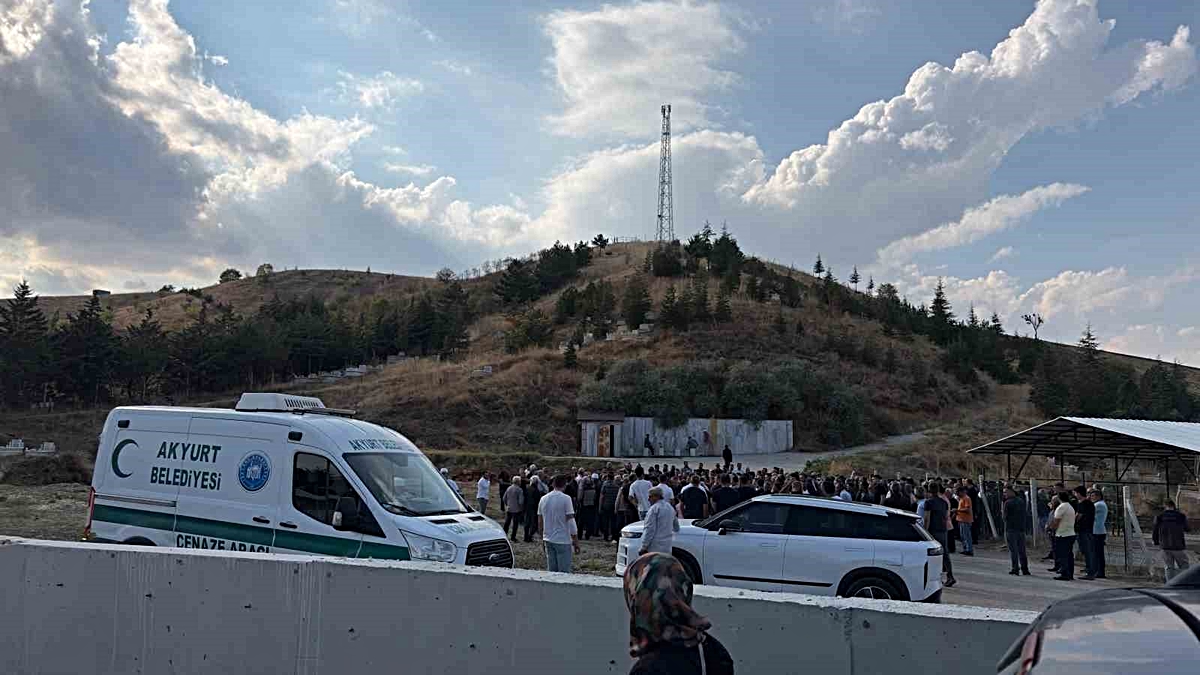 Ankara Yenimahalle'de 3 kişinin öldürüldüğü olayda kardeşler Akyurt'ta defnedildi