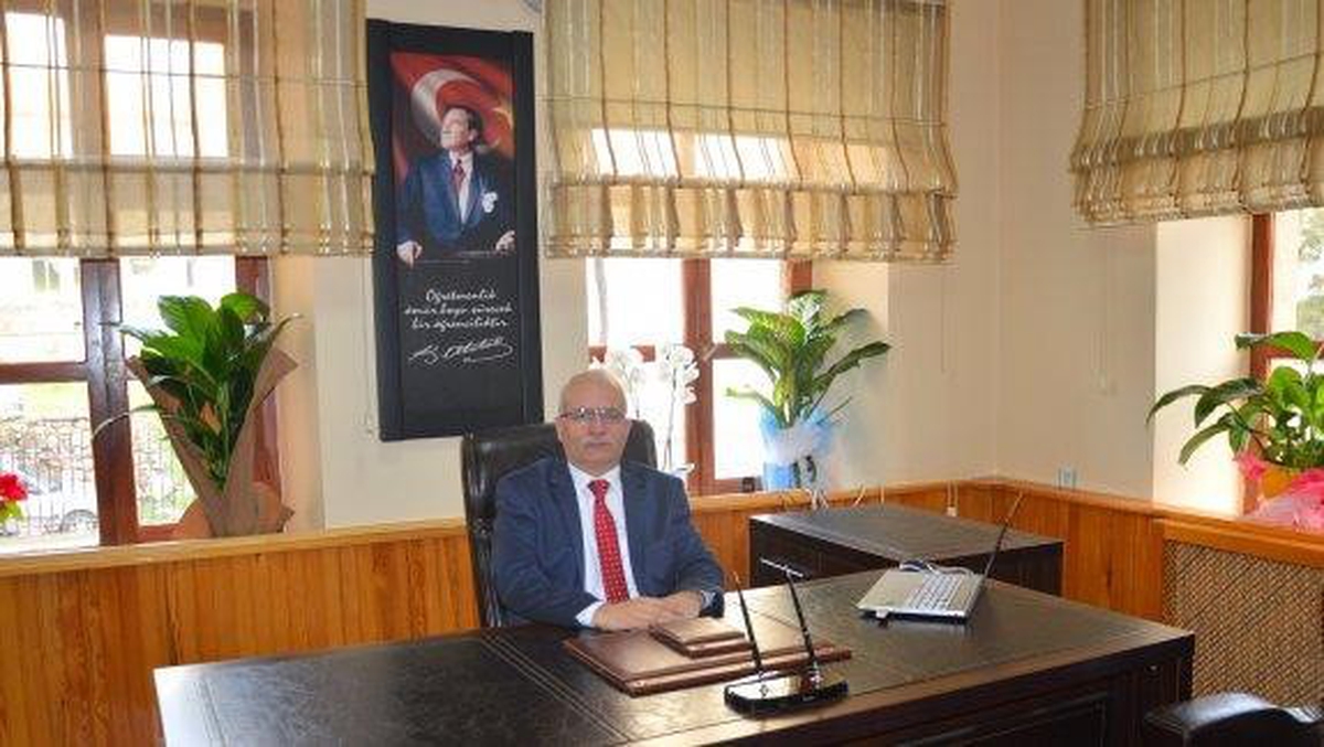 Balıkesir'de dört ilçenin Milli Eğitim müdürleri karşılıklı görev değişikliği yaptı