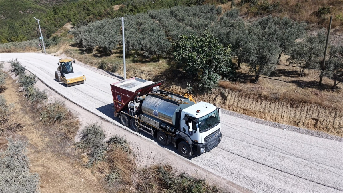 Bursa Büyükşehir Belediyesi, Kestel'de 4 mahallede 11 bin 500 metrelik yolu yeniledi