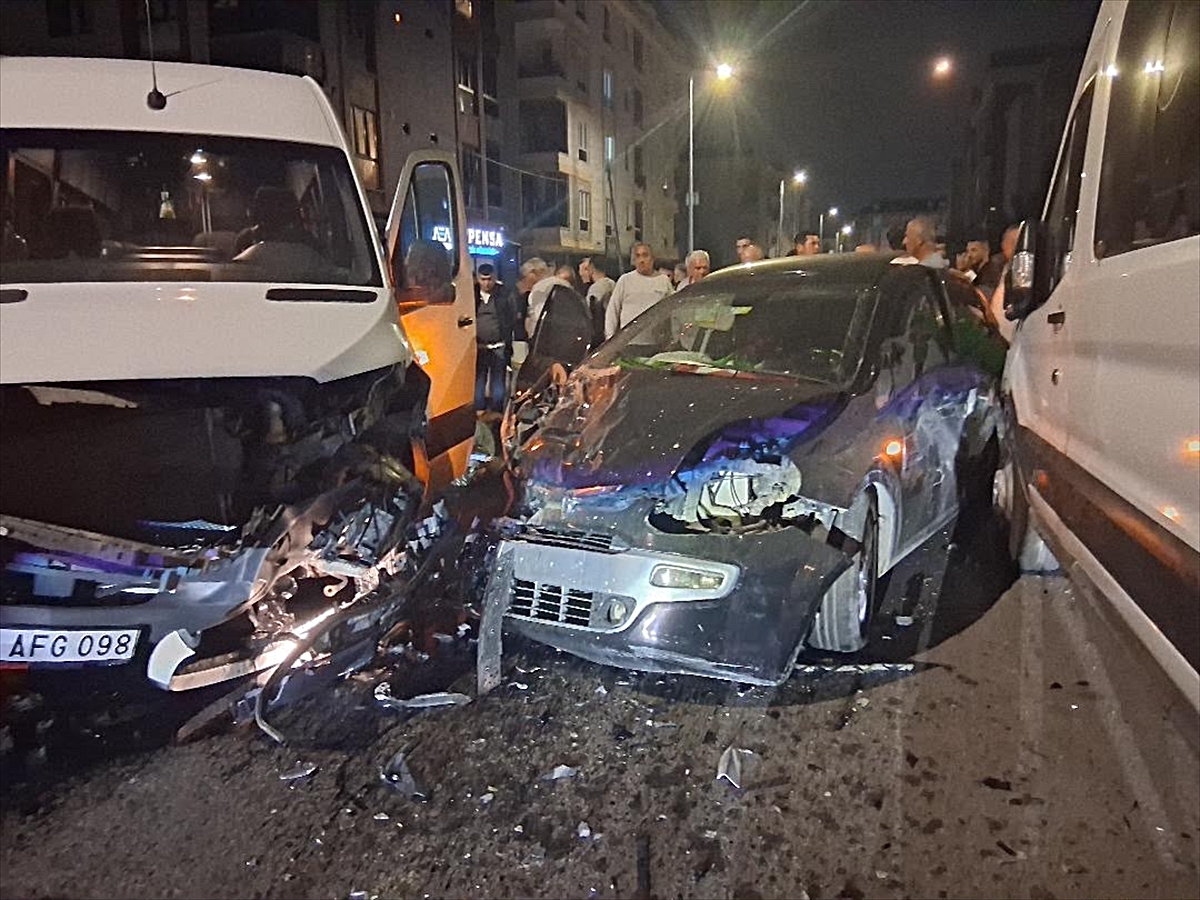 Çerkezköy'de zincirleme kazada 1 kişi yaralandı, otomobil sürücüsü yakalandı