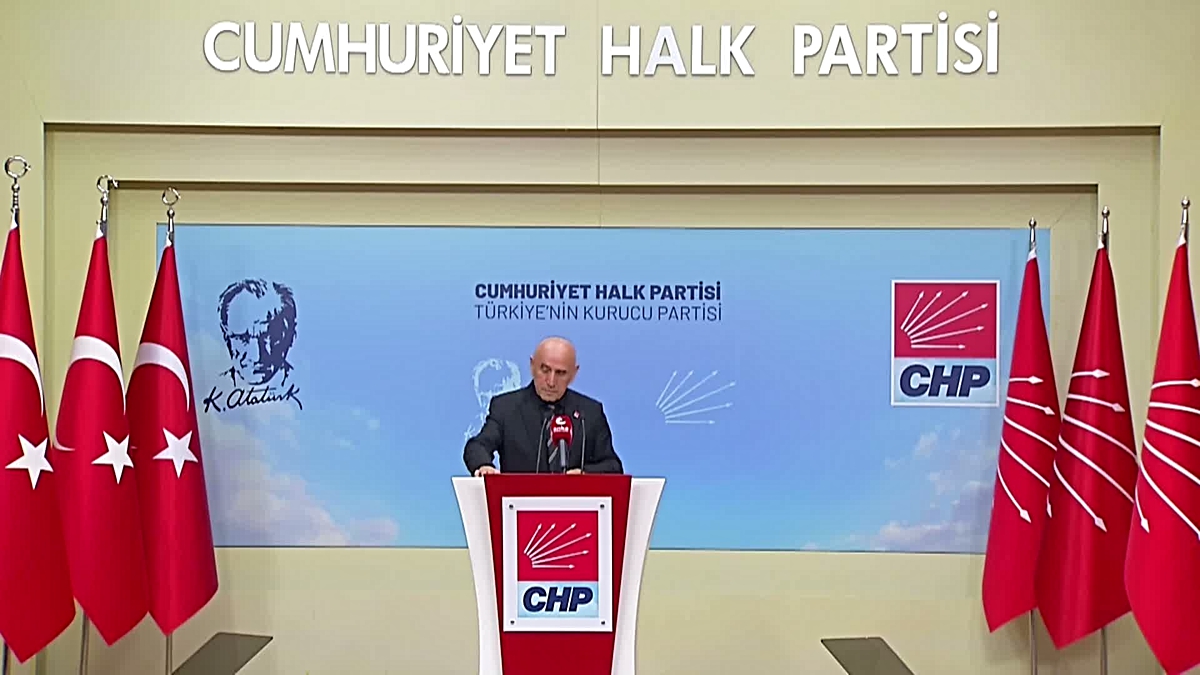 CHP'li Kaya, Turgutlu'da 11 öğrencinin yaralandığını, sorumlunun MEB olduğunu söyledi