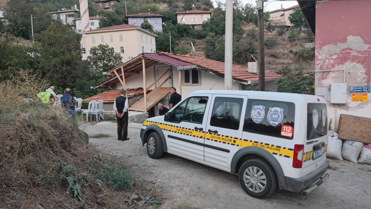 Çorum Oğuzlar'da 86 yaşındaki kişi evinde ölü bulundu, cenazesi morga kaldırıldı