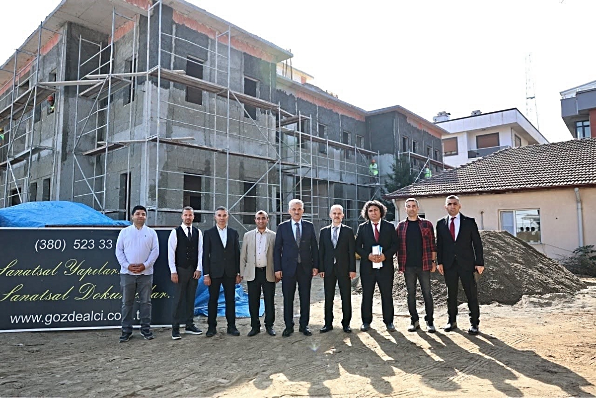 Düzce Uzun Mustafa'da yeni aile sağlığı merkezi inşaatını Vali Makas inceledi