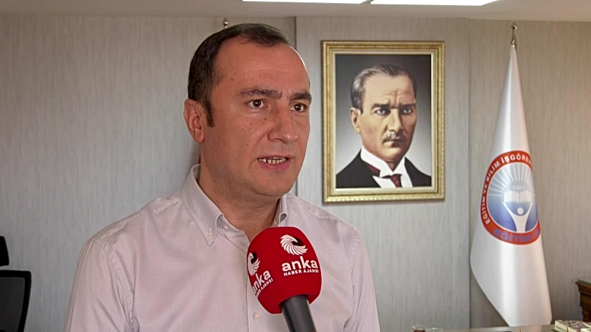 Eğitim-İş Genel Başkanı Özbay, Turgutlu'daki silahlı okul saldırısına tepki gösterdi