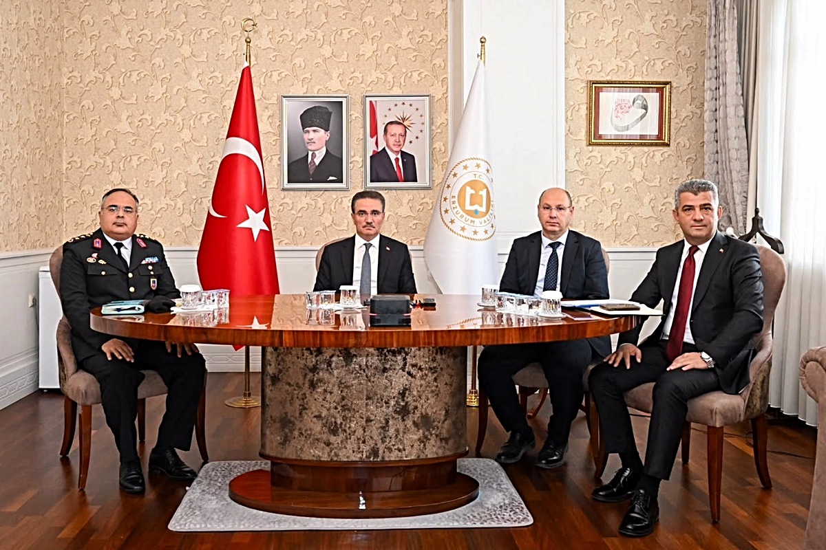 Erzurum Valisi Baruş, Okul Güvenliği toplantısında alınacak tedbirleri değerlendirdi