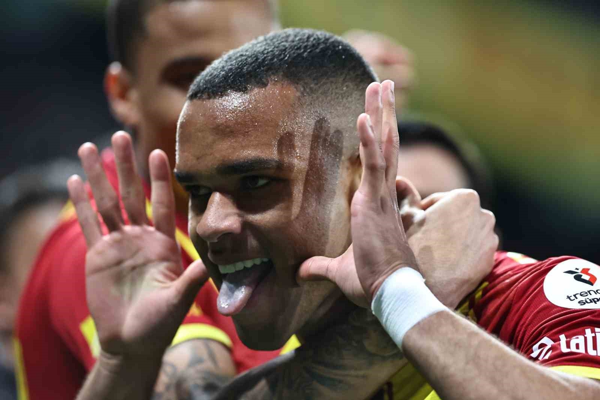 Göztepe'nin Brezilyalı golcüsü Juan, 6 haftada 4 gol atıp 87 dakikada bir gol kaydetti