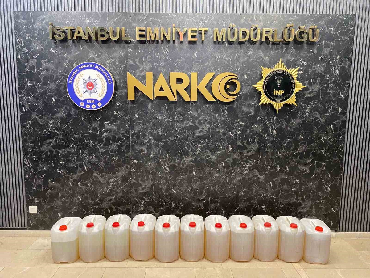 İstanbul'da tırın yakıt deposunda 224 kilo metamfetamin bulundu, 2 kişi gözaltına alındı