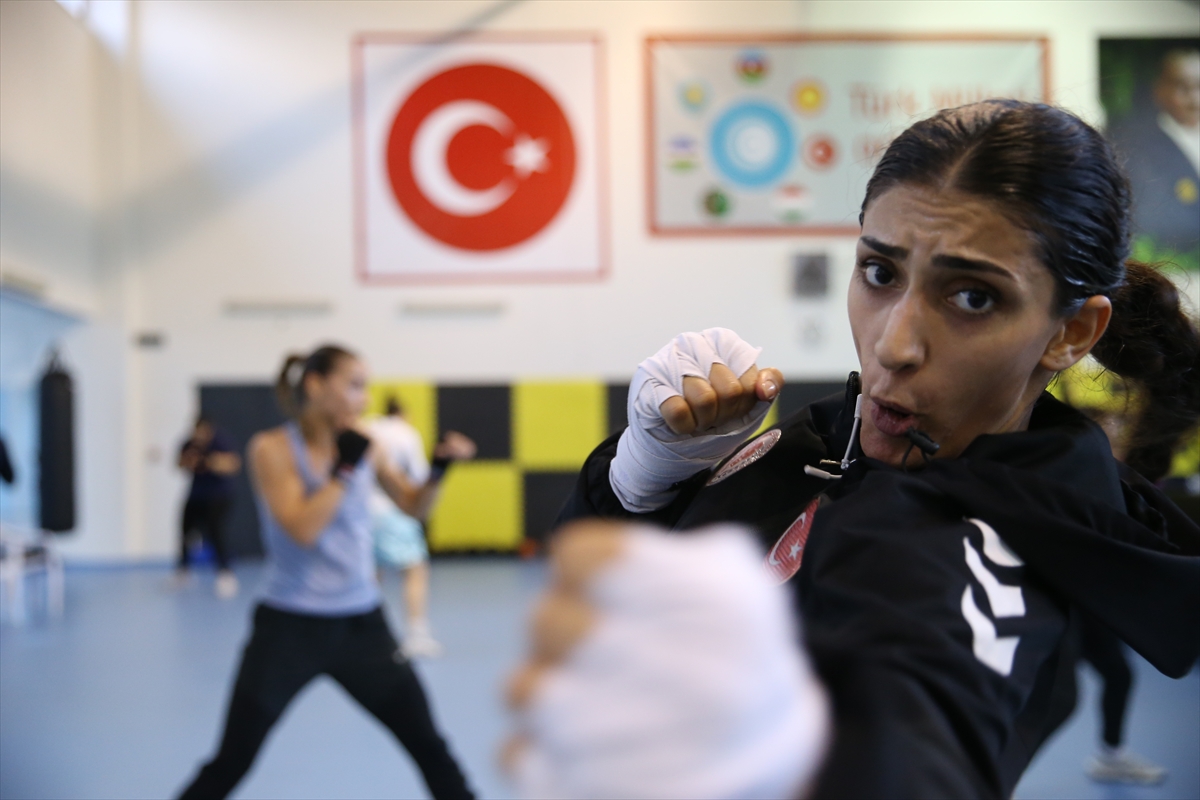 Kadın Boks Milli Takımı, Kastamonu'da 23 Yaş Altı Avrupa Şampiyonası'na hazırlanıyor