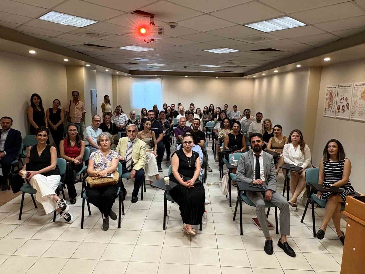 Kadın doğum uzmanları Adana'da ikinci trimester fetal ultrason eğitiminde buluştu