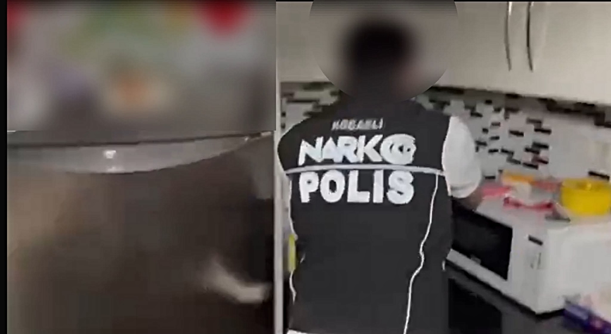 Kocaeli'de mutfağa gizlenmiş 725 gram skunk ele geçirildi, 2 şüpheli tutuklandı
